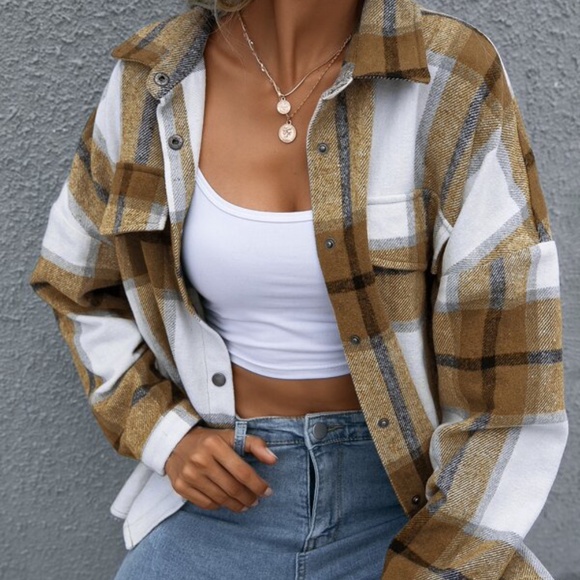 Cozy Green Button up Oversized jacket Shacket Winter - Picture 9 of 14